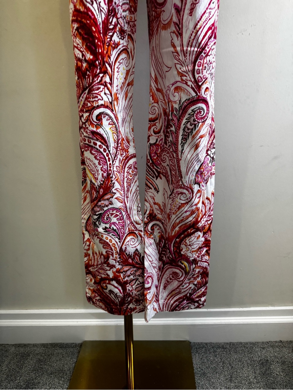 ST. JOHN SPORT BY MARIE GRAY STRAIGHT LEG PAISLEY PANTS | SIZE 2 | MADE IN USA - Picture 9 of 13